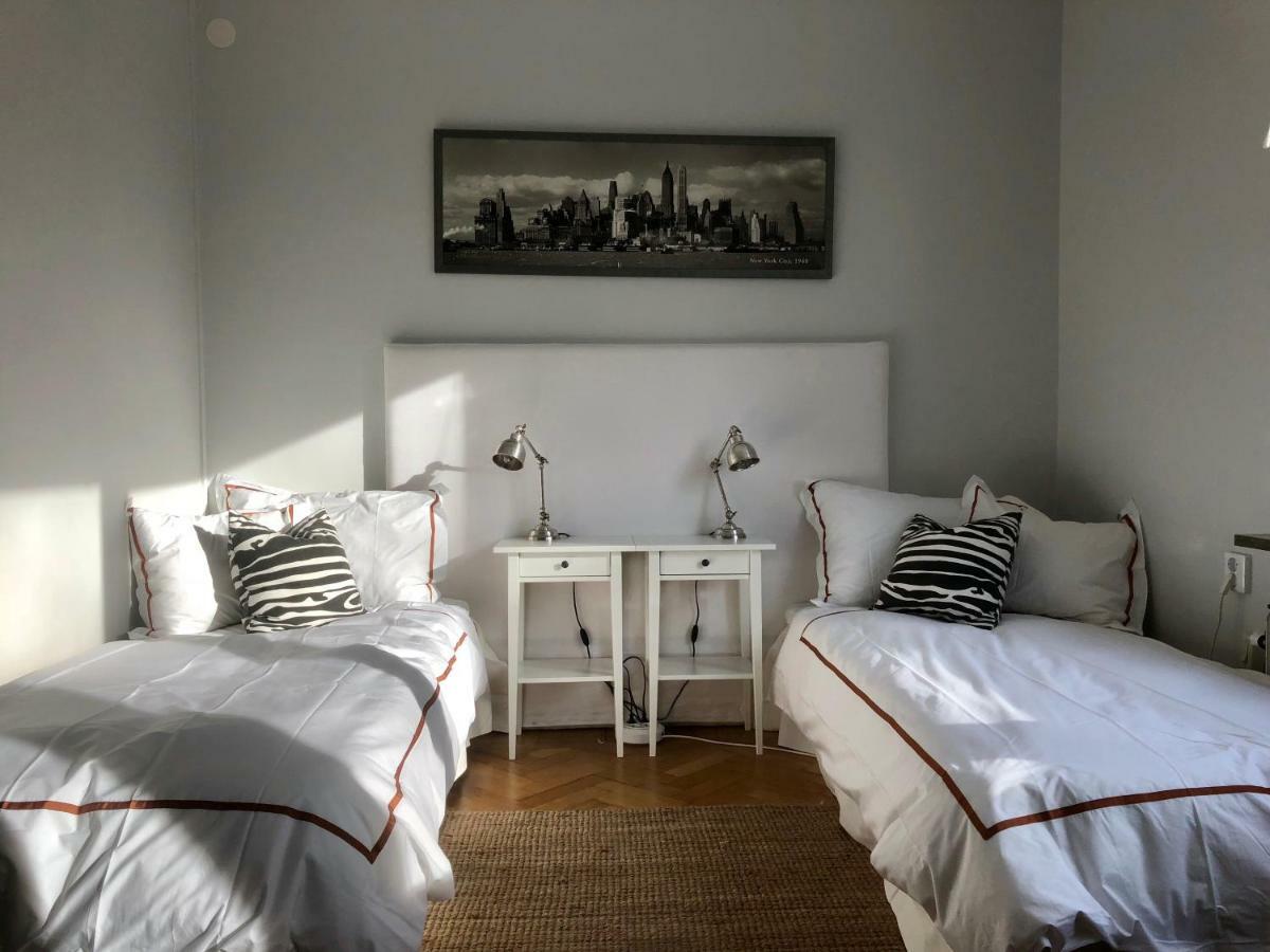 Central Stockholm With Free Airport Pickup Екстер'єр фото